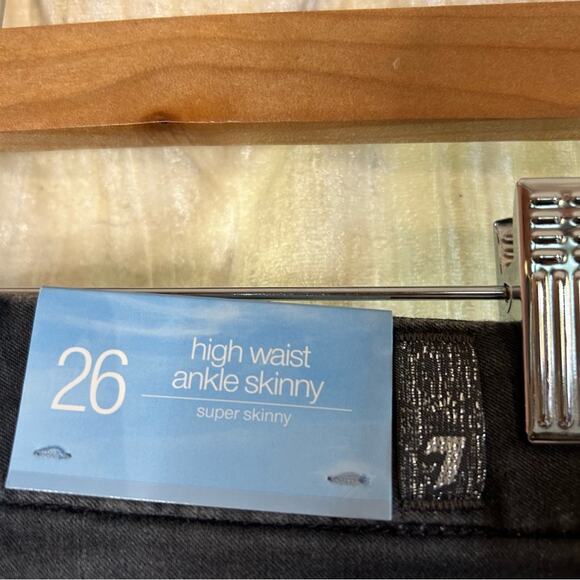 7 For All Mankind High Waist Ankle Skinny Jeans Stretch Washed Black $189 NWT 26 - Picture 9 of 11